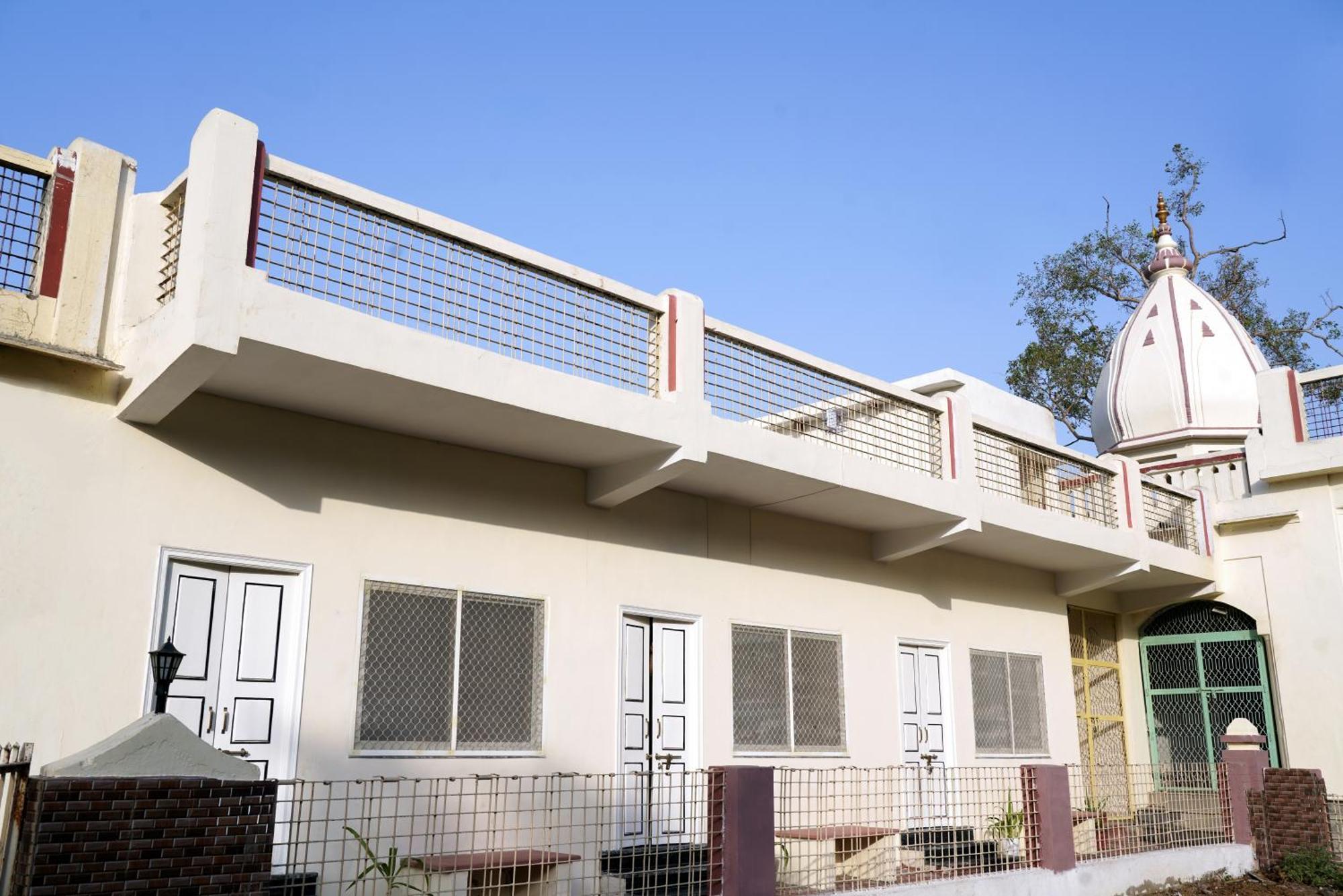 Hotel Shree Krishna Bhakti Ashram à Vrindāvan Extérieur photo